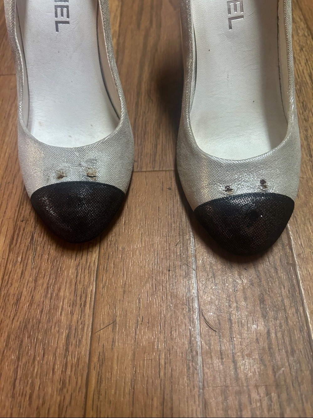 CHANEL Beige Canvas Pumps with Black Cap Toe - Picture 5 of 7
